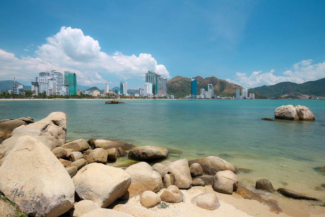 Nha Trang Beach 2 Hotel Exterior foto